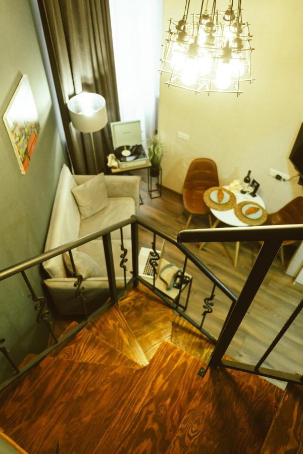 Luxury Duplex Suites - City Center تبليسي المظهر الخارجي الصورة