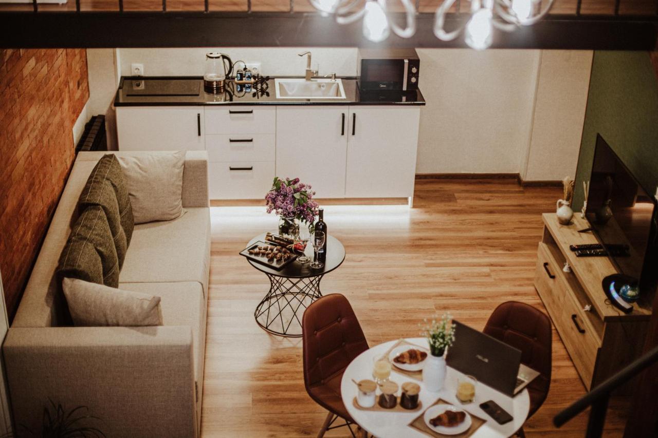 Luxury Duplex Suites - City Center تبليسي المظهر الخارجي الصورة