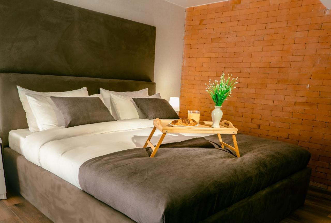 Luxury Duplex Suites - City Center تبليسي المظهر الخارجي الصورة