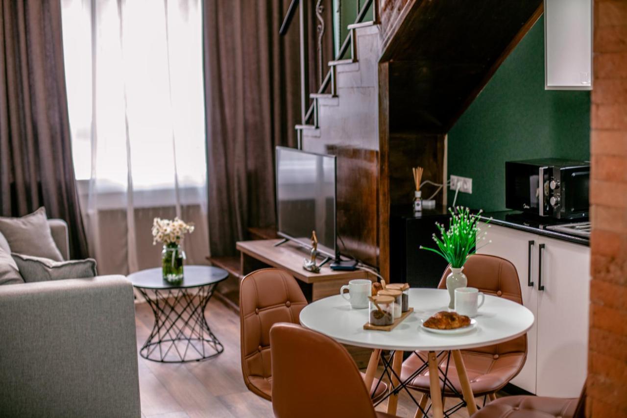 Luxury Duplex Suites - City Center تبليسي المظهر الخارجي الصورة